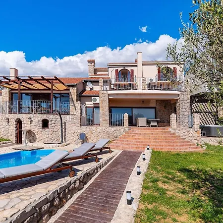 Tiffany Дом отдыха *