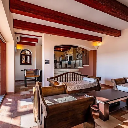 Tiffany Tatil Evi Zadar